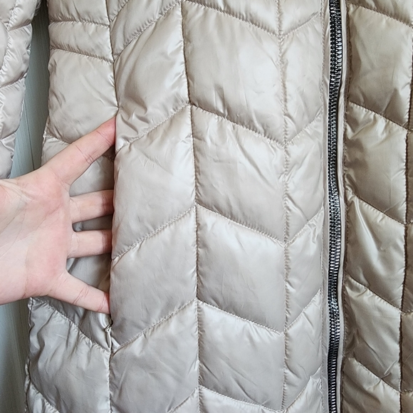 Kenneth Cole New York Hooded Chevron Quilted Puffer Coat Sz L - Picture 5 of 16